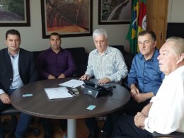 Prefeito e vereadores de Tio Hugo participam de reunião no DNIT em Porto Alegre