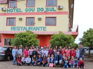 Alunos das escolas Antonio Parreiras e Laurentino Machado participam de mais uma atividade do projeto “Viajando Pela Rota”