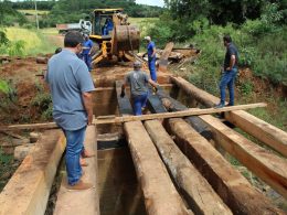 Obras: Reforma de ponte na divisa entre Tio Hugo e Ibirapuitã