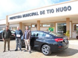 Administração Municipal de Tio Hugo adquire novo veículo com recursos próprios